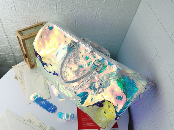 ルイヴィトンバッグ側面デザイン